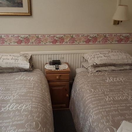 Star And Garter Bed & Breakfast Metheringham Стая снимка